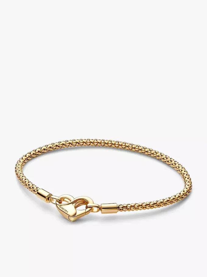 Kettenarmband mit Nieten, 14 Karat vergoldet Kettenarmband mit Nieten, 14 Karat vergoldet