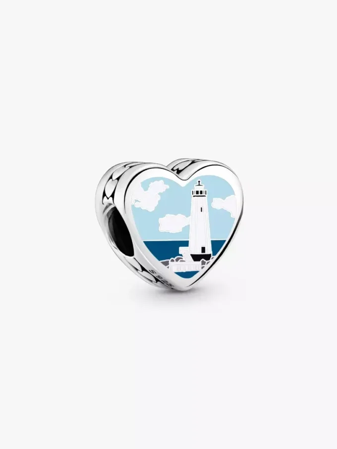 Maine-Herz-Charm aus Sterlingsilber Maine-Herz-Charm aus Sterlingsilber