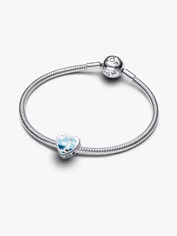 Maine-Herz-Charm aus Sterlingsilber Maine-Herz-Charm aus Sterlingsilber