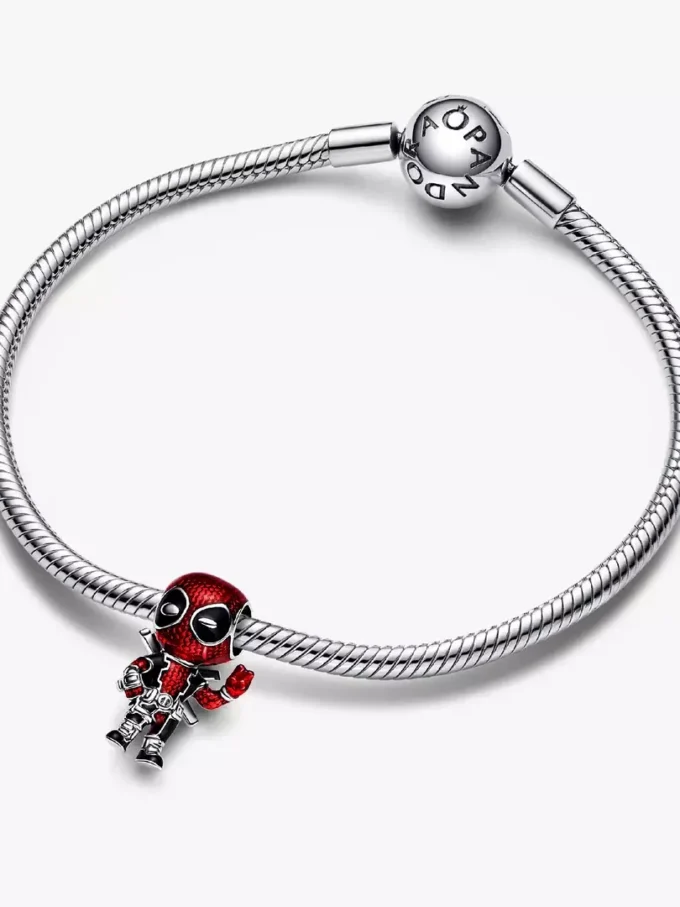 Marvel Deadpool Charm aus Sterlingsilber Marvel Deadpool Charm aus Sterlingsilber