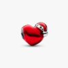 Metallic-rotes Weihnachtsherz-Charm – Sterlingsilber Metallic-rotes Weihnachtsherz-Charm – Sterlingsilber