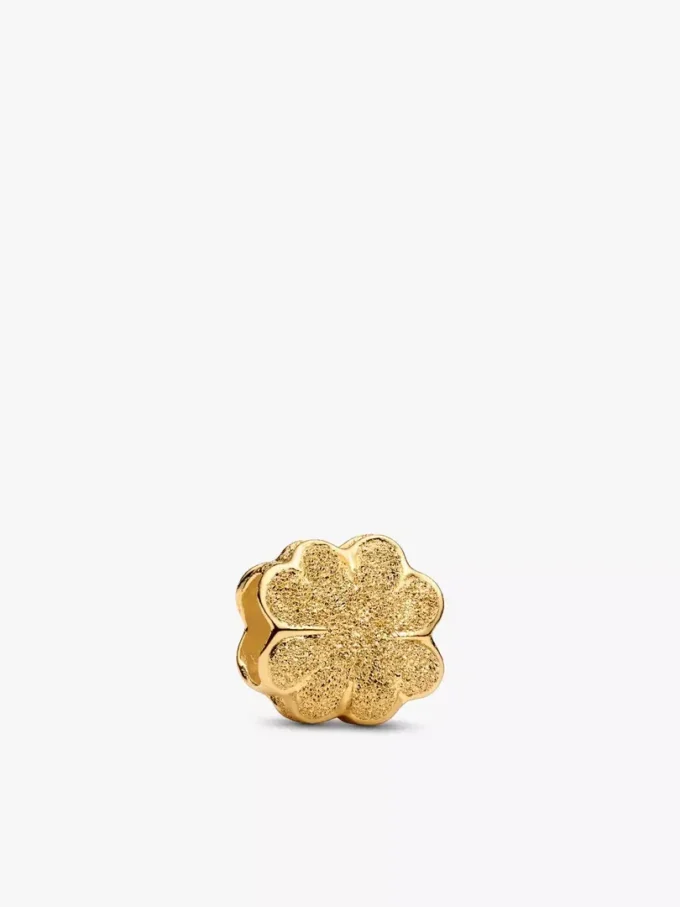 Mini-Charm „Strukturiertes Kleeblatt“ mit 14-karätiger Vergoldung Mini-Charm „Strukturiertes Kleeblatt“ mit 14-karätiger Vergoldung