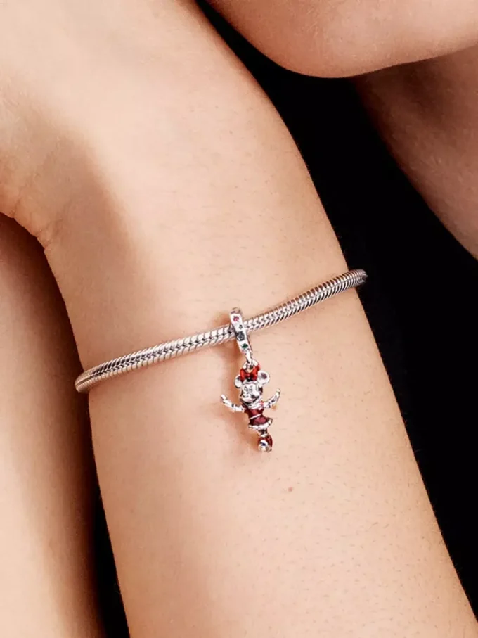 Minnie-Maus-Eislauf-Dangle Charm aus Sterlingsilber Minnie-Maus-Eislauf-Dangle Charm aus Sterlingsilber