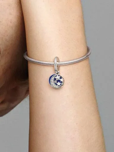 Mond & blauer Himmel-Dangle Charm – Sterlingsilber Mond & blauer Himmel-Dangle Charm – Sterlingsilber
