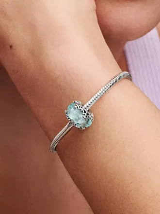 Murano-Charm „Winter Blue Snowflake“ aus Sterlingsilber