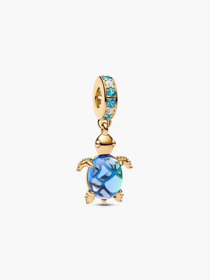 Murano Glass Dangle Charm in Form einer Meeresschildkröte, 14-karätig vergoldet Murano Glass Dangle Charm in Form einer Meeresschildkröte, 14-karätig vergoldet