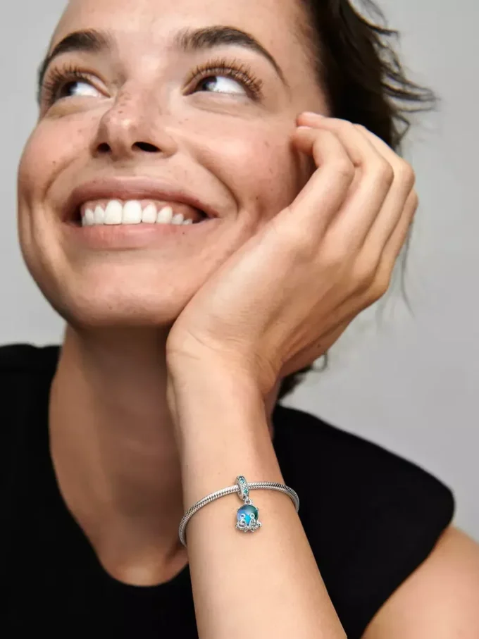 Murano Glass Dangle Charm „Süßer Oktopus“ aus Sterlingsilber