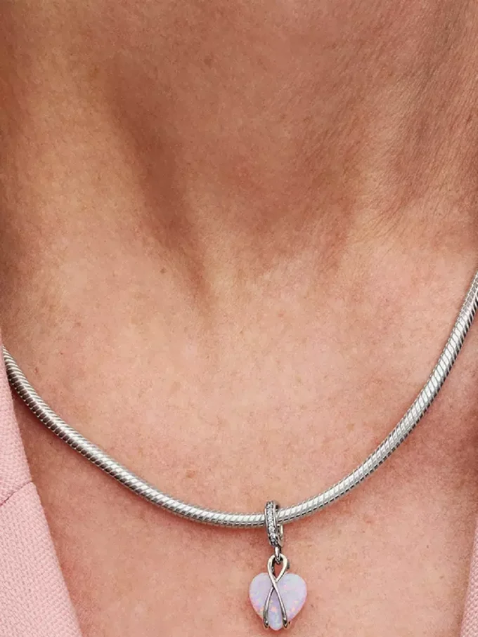 Mutter-Dangle Charm mit opalisierendem Herz aus Sterlingsilber Mutter-Dangle Charm mit opalisierendem Herz aus Sterlingsilber