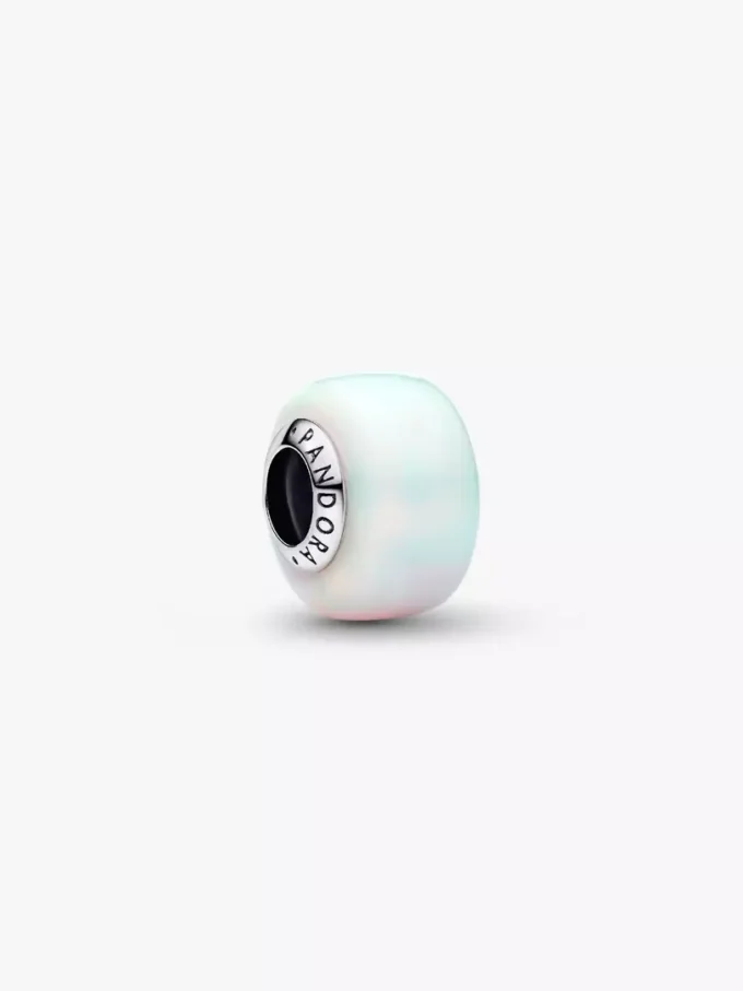 Opalisierender Charm aus Sterlingsilber Opalisierender Charm aus Sterlingsilber