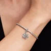 Opalisierender Schneeflocken-Dangle Charm aus Sterlingsilber
