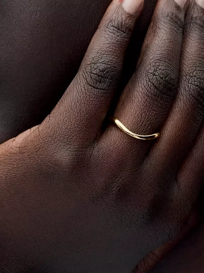 Organisch geformter Ring, 14 Karat vergoldet Organisch geformter Ring, 14 Karat vergoldet