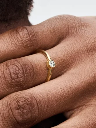 Pandora Era Bezel 14-karätiger Goldring mit synthetischem Diamanten, 0,15 Karat, 14-karätiges Gold