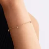 Pandora Era Bezel Lab-Grown Diamond Dangle Paperclip Chain Armband 0,10 ct TW, 14 Karat Gold