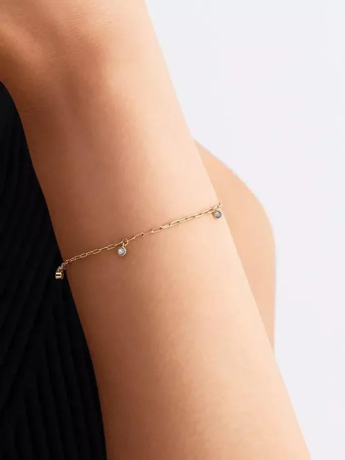 Pandora Era Bezel Lab-Grown Diamond Dangle Paperclip Chain Armband 0,10 ct TW, 14 Karat Gold