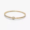 Pandora „Infinite“ Bangle mit zweireihigem Pavé aus im Labor gezüchteten Diamanten, 0,45 ct insgesamt, 14 Karat Gold