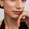Pandora Infinite Pavé-Ohrringe mit synthetischen Diamanten, 0,16 Karat insgesamt, 14 Karat Gold Pandora Infinite Pavé-Ohrringe mit synthetischen Diamanten, 0,16 Karat insgesamt, 14 Karat Gold