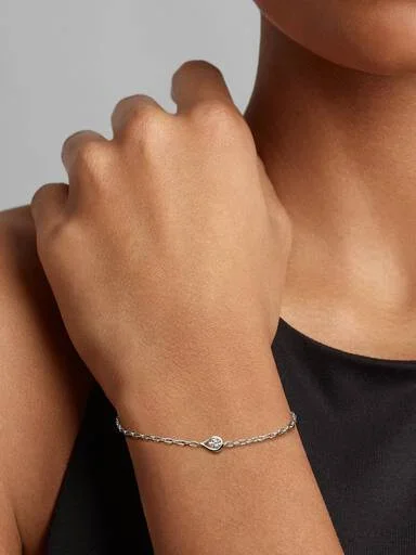 Pandora Infinite Sterling-Silber-Armband mit Lab-Grown Diamonds – 0,15 ct TW, Sterling-Silber Pandora Infinite Sterling-Silber-Armband mit Lab-Grown Diamonds – 0,15 ct TW, Sterling-Silber