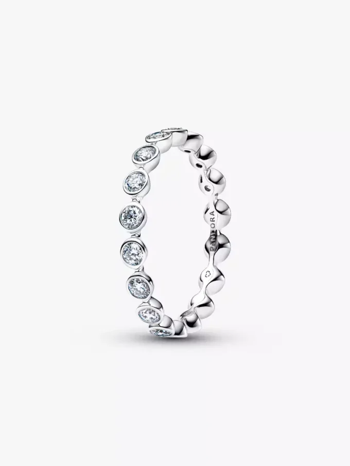 Pandora Lab-Grown Diamonds Ewigkeitsring aus 14 Karat Weißgold, 0,70 Karat insgesamt, 14 Karat Weißgold Pandora Lab-Grown Diamonds Ewigkeitsring aus 14 Karat Weißgold, 0,70 Karat insgesamt, 14 Karat Weißgold