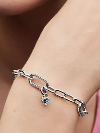 Pandora ME Dangle Charm „Keyhole Heart“ aus Sterlingsilber
