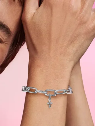 Pandora ME Sparkling Cross Mini-Dangle Charm aus Sterlingsilber