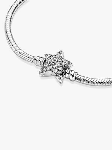 Pandora Moments Asymmetrisches Snake Chain-Armband mit Sternverschluss – Sterlingsilber Pandora Moments Asymmetrisches Snake Chain-Armband mit Sternverschluss – Sterlingsilber