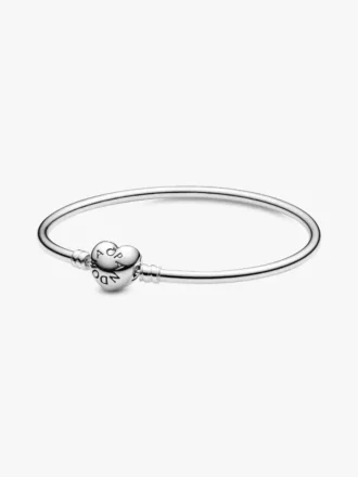 Pandora Moments Bangle mit Herzverschluss aus Sterlingsilber Pandora Moments Bangle mit Herzverschluss aus Sterlingsilber