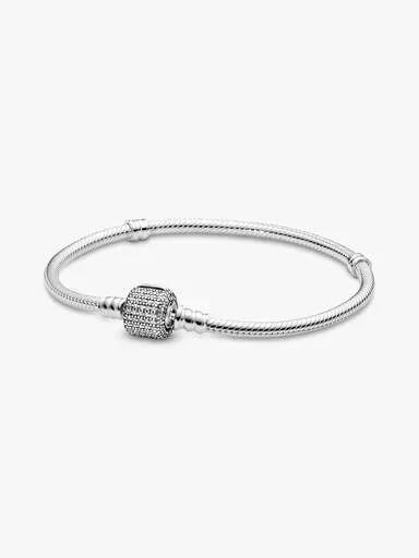 Pandora Moments Snake Chain-Armband mit funkelndem Pavé-Verschluss – Sterlingsilber Pandora Moments Snake Chain-Armband mit funkelndem Pavé-Verschluss – Sterlingsilber