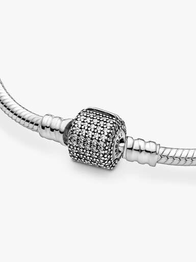 Pandora Moments Snake Chain-Armband mit funkelndem Pavé-Verschluss – Sterlingsilber Pandora Moments Snake Chain-Armband mit funkelndem Pavé-Verschluss – Sterlingsilber