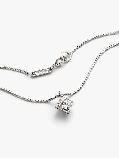 Pandora Nova Halskette mit Anhänger aus 14 Karat Weißgold und Lab-Grown Diamonds – 1,00 Karat Gesamtgewicht, 14 Karat Weißgold Pandora Nova Halskette mit Anhänger aus 14 Karat Weißgold und Lab-Grown Diamonds – 1,00 Karat Gesamtgewicht, 14 Karat Weißgold