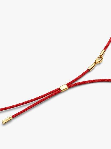 Pandora Talisman Halskette aus rotem recyceltem Polyesterband – 14-karätige Vergoldung Pandora Talisman Halskette aus rotem recyceltem Polyesterband – 14-karätige Vergoldung