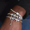 Paris Eiffelturm-Dangle Charm aus Sterlingsilber Paris Eiffelturm-Dangle Charm aus Sterlingsilber