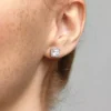 Quadratische Halo-Ohrringe aus Sterlingsilber Quadratische Halo-Ohrringe aus Sterlingsilber