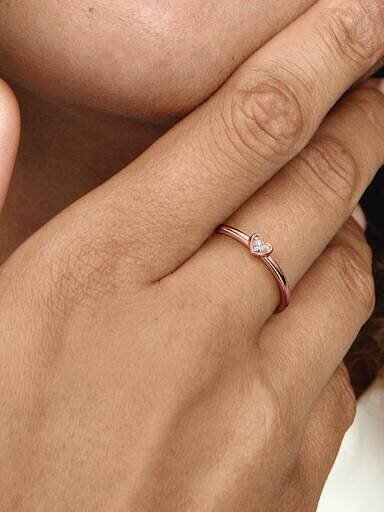 Radiant Heart Ring – 14 Karat Roségold-Beschichtung Radiant Heart Ring – 14 Karat Roségold-Beschichtung