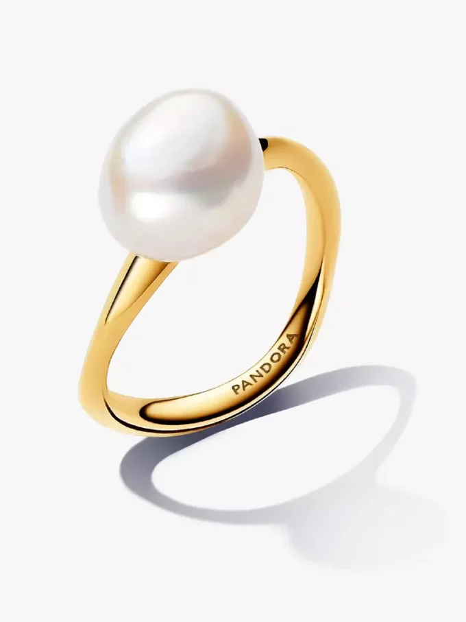 Ring mit barockbehandelter Süßwasserzuchtperle, 14 Karat vergoldet Ring mit barockbehandelter Süßwasserzuchtperle, 14 Karat vergoldet