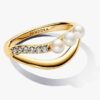 Ring mit behandelten Süßwasser-Zuchtperlen und organisch geformtem Doppelband – 14-karätige Vergoldung Ring mit behandelten Süßwasser-Zuchtperlen und organisch geformtem Doppelband – 14-karätige Vergoldung