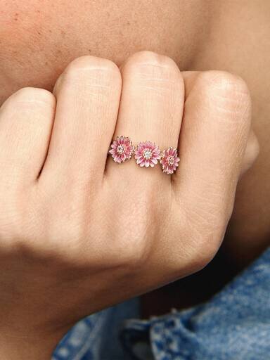 Ring „Pink Daisy Flower Trio“ – 14 Karat Roségold-Beschichtung Ring „Pink Daisy Flower Trio“ – 14 Karat Roségold-Beschichtung
