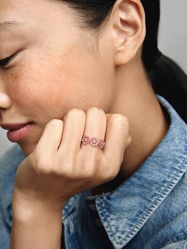 Ring „Pink Daisy Flower Trio“ – 14 Karat Roségold-Beschichtung Ring „Pink Daisy Flower Trio“ – 14 Karat Roségold-Beschichtung