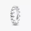 Ring „Row of Hearts“ aus Sterlingsilber Ring „Row of Hearts“ aus Sterlingsilber