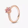 Rosa funkelnder Kronen-Solitärring, 14 Karat Roségold-Beschichtung Rosa funkelnder Kronen-Solitärring, 14 Karat Roségold-Beschichtung