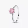 Rosa funkelnder Kronenring aus Sterlingsilber Rosa funkelnder Kronenring aus Sterlingsilber