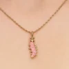 Rosa Raupen-Charm, 14-karätig vergoldet