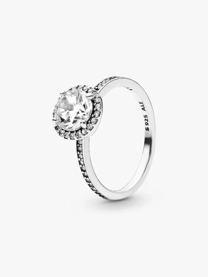 Runder funkelnder Ring aus Sterlingsilber Runder funkelnder Ring aus Sterlingsilber