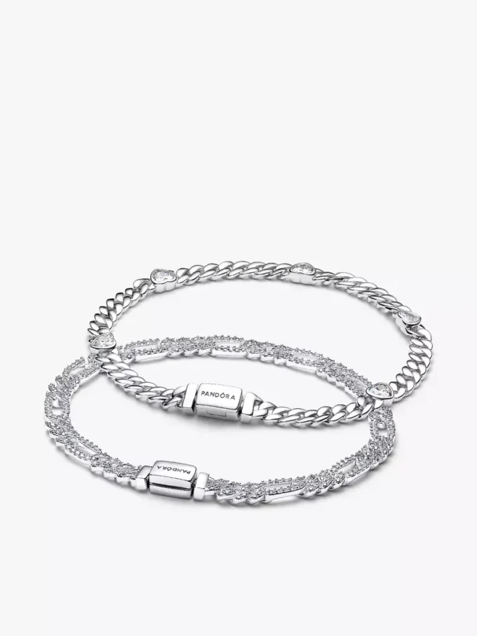 Set aus zwei Armbändern mit kubanischer Kette, Herz- und Ovalmotiven Set aus zwei Armbändern mit kubanischer Kette, Herz- und Ovalmotiven