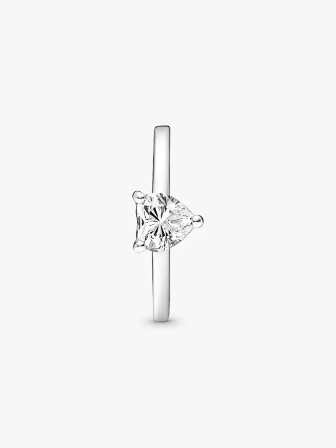 Sparkling Heart Solitaire Ring aus Sterlingsilber