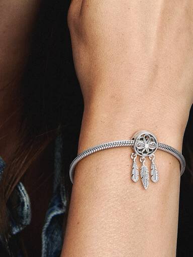 Spiritual Dreamcatcher Charm – Sterlingsilber Spiritual Dreamcatcher Charm – Sterlingsilber