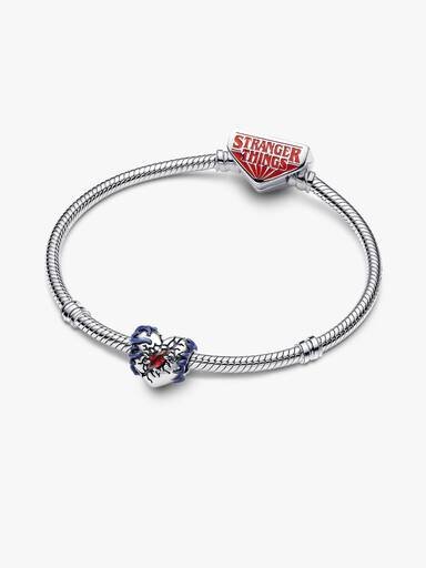 Stranger Things Im Dunkeln Leuchtender Herz-Charm – Sterlingsilber Stranger Things Im Dunkeln Leuchtender Herz-Charm – Sterlingsilber