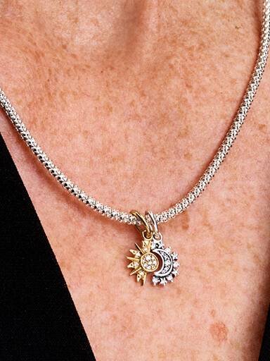 Teilbarer Sonnen- und Mond-Dangle Charm – Sterlingsilber, 14-karätige Vergoldung Teilbarer Sonnen- und Mond-Dangle Charm – Sterlingsilber, 14-karätige Vergoldung