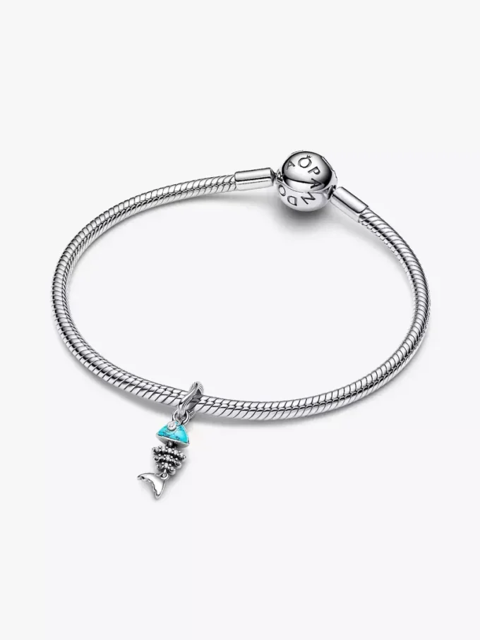 Türkisfarbener Fischgräten-Dangle Charm aus Sterlingsilber Türkisfarbener Fischgräten-Dangle Charm aus Sterlingsilber