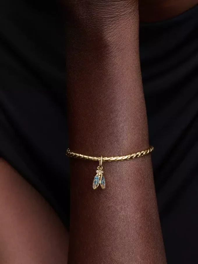 Zikaden-Dangle Charm, 14-karätig vergoldet Zikaden-Dangle Charm, 14-karätig vergoldet