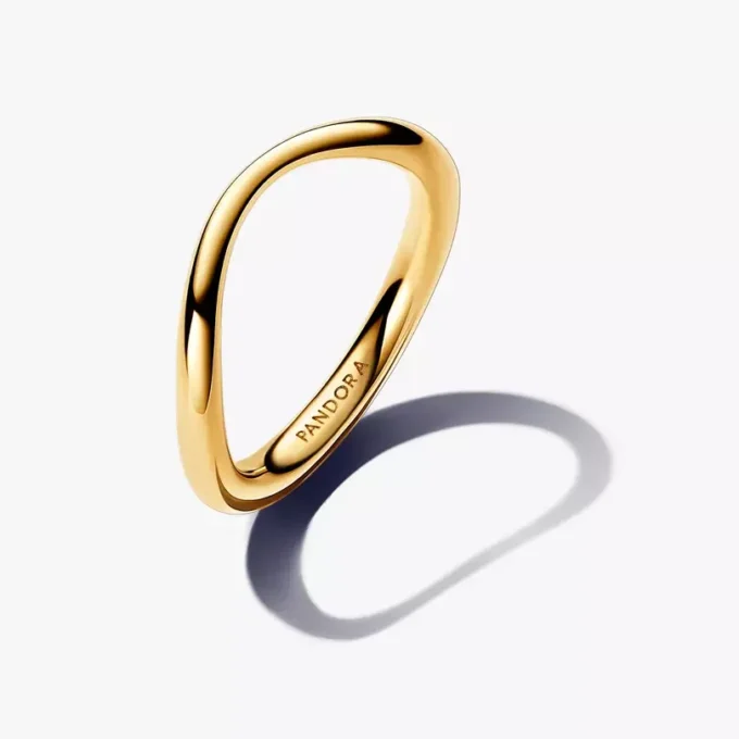 Organisch geformter Ring, 14 Karat vergoldet Organisch geformter Ring, 14 Karat vergoldet